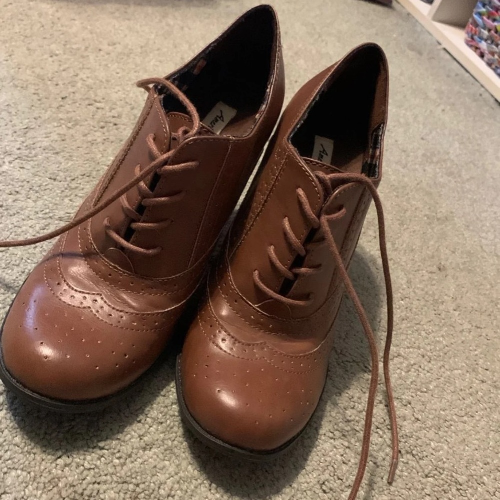 Brown Oxford Heels